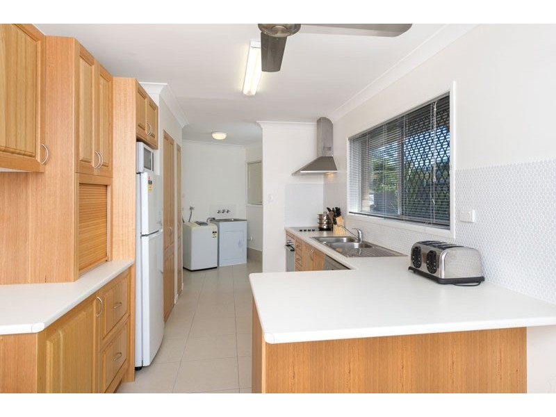 62 Dumbarton Drive, Kenmore QLD 4069