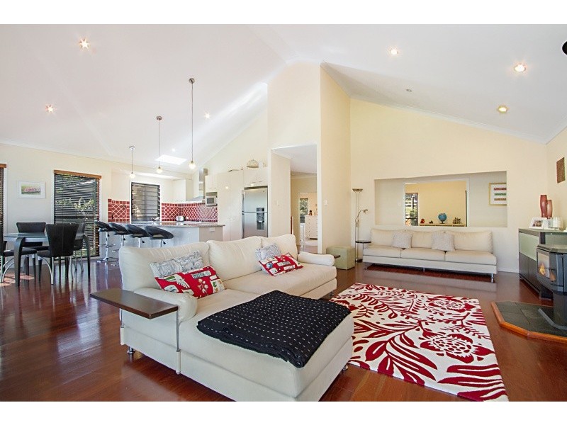 5 Jacqueline Place, Anstead QLD 4070