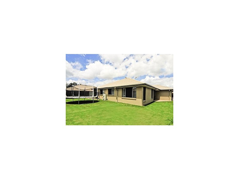 7 Stacey Place, Moggill QLD 4070