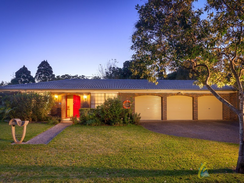 21 Valleybrook Street, Kenmore Hills QLD 4069