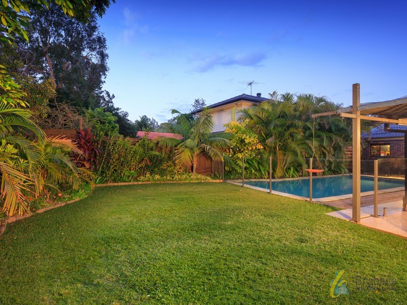 21 Valleybrook Street, Kenmore Hills QLD 4069