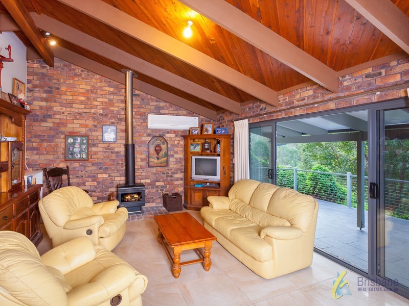 201 Grandview Road, Pullenvale QLD 4069