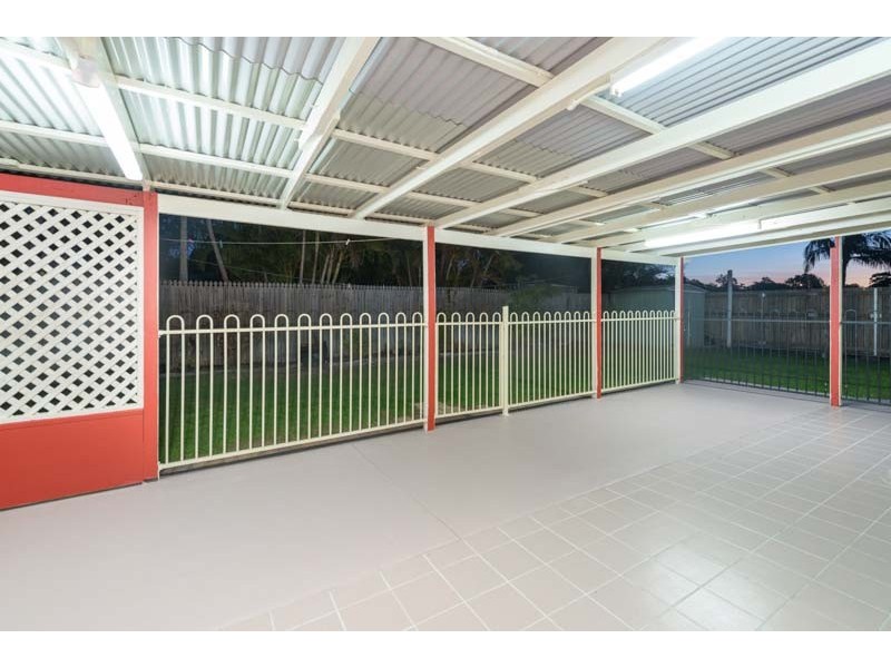 9 Baronga Street, Middle Park QLD 4074