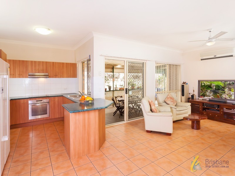 10 MONTSERRAT PL, Forest Lake QLD 4078