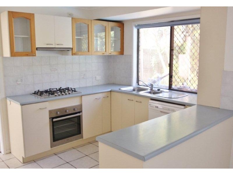 2 Lowan Street,, Bellbowrie QLD 4070