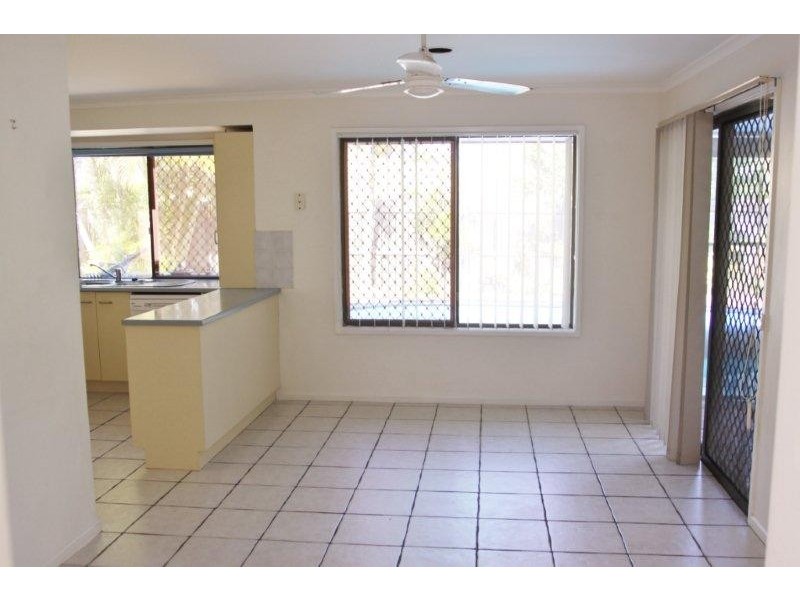 2 Lowan Street,, Bellbowrie QLD 4070