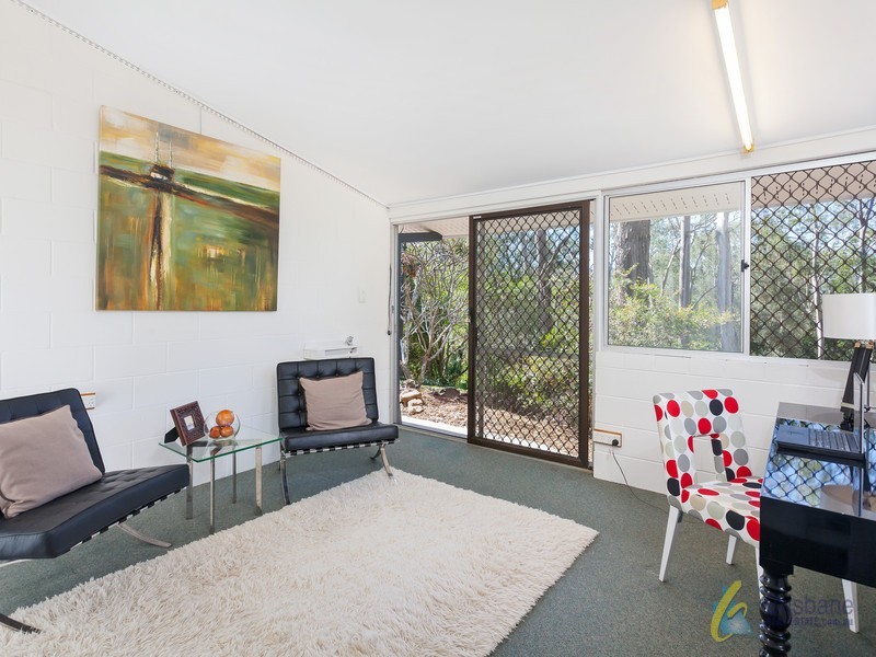 8 Greentrees Avenue, Kenmore Hills QLD 4069