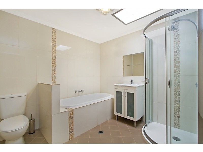 138 Greentrees Avenue, Kenmore Hills QLD 4069