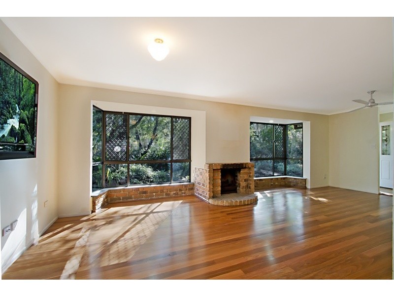 138 Greentrees Avenue, Kenmore Hills QLD 4069