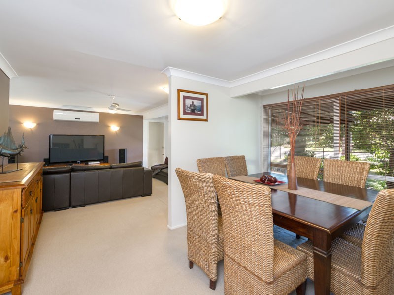 27 Caringal Drive, Karana Downs QLD 4306