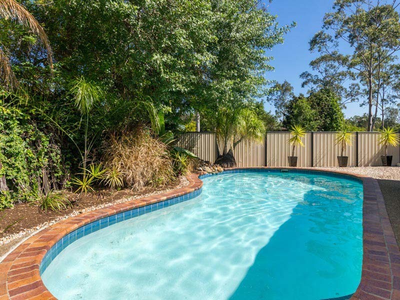 27 Caringal Drive, Karana Downs QLD 4306