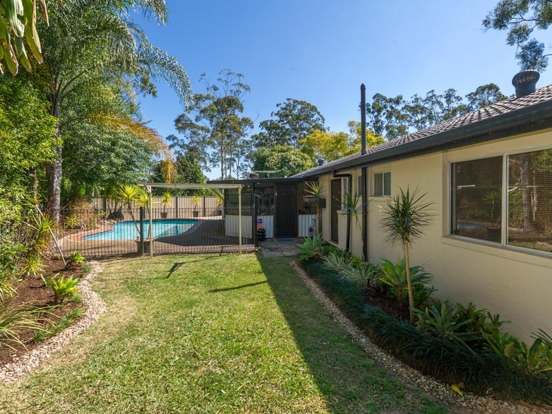 27 Caringal Drive, Karana Downs QLD 4306