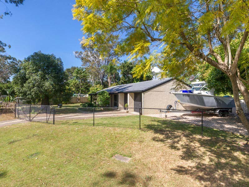 27 Caringal Drive, Karana Downs QLD 4306