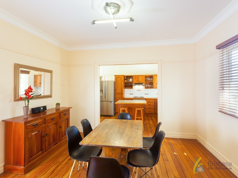 87 Strong Avenue, Graceville QLD 4075