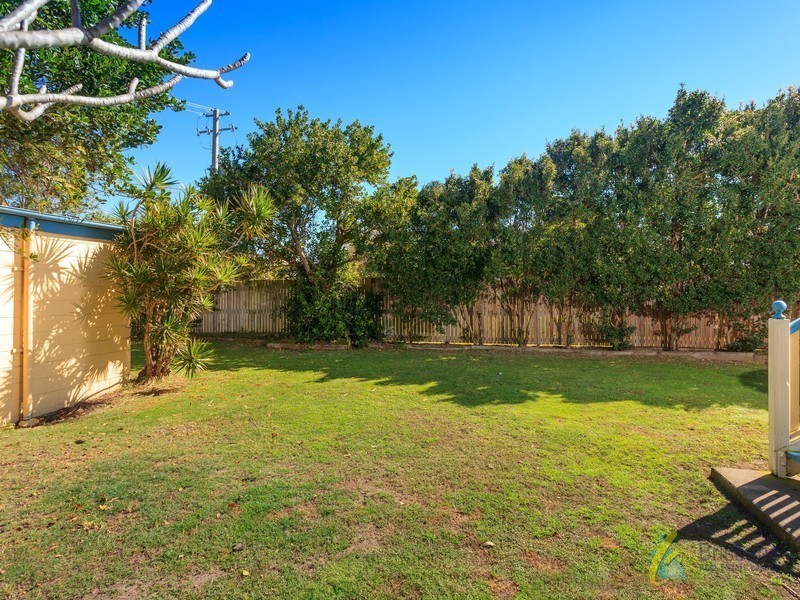 87 Strong Avenue, Graceville QLD 4075