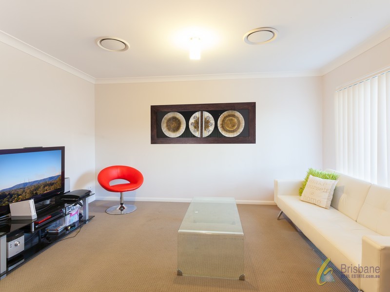 38 Regency Crescent, Moggill QLD 4070