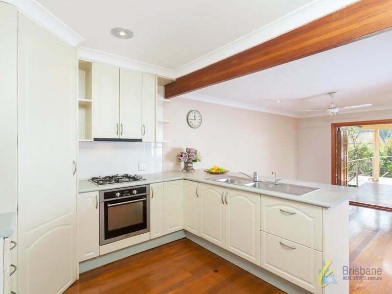 11 Bowline Street, Jamboree Heights QLD 4074