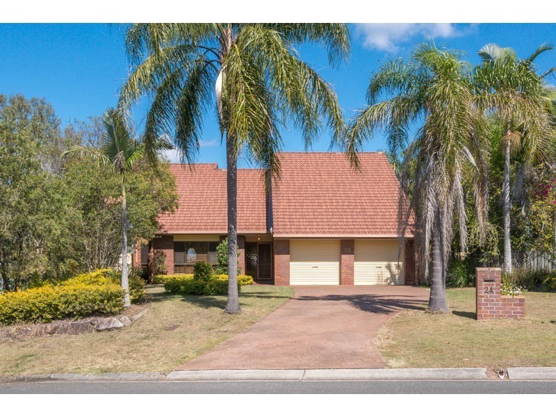 24 Rialanna Street, Kenmore QLD 4069