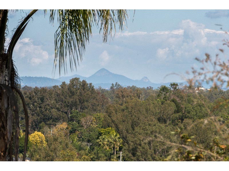 24 Rialanna Street, Kenmore QLD 4069