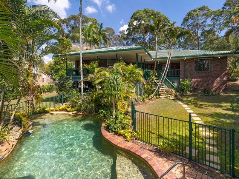 5 St Andrews Drive, Karana Downs QLD 4306