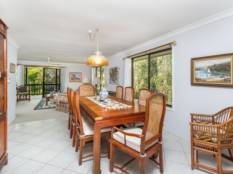 5 St Andrews Drive, Karana Downs QLD 4306