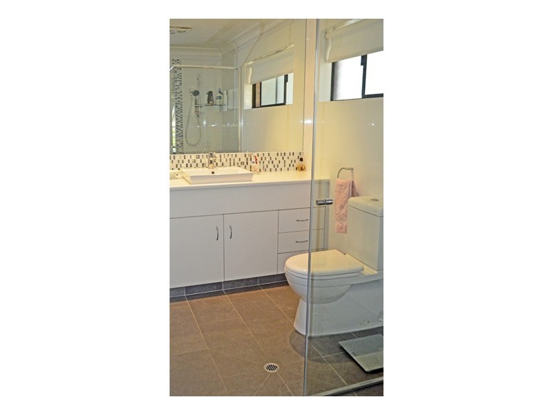 5 St Andrews Drive, Karana Downs QLD 4306
