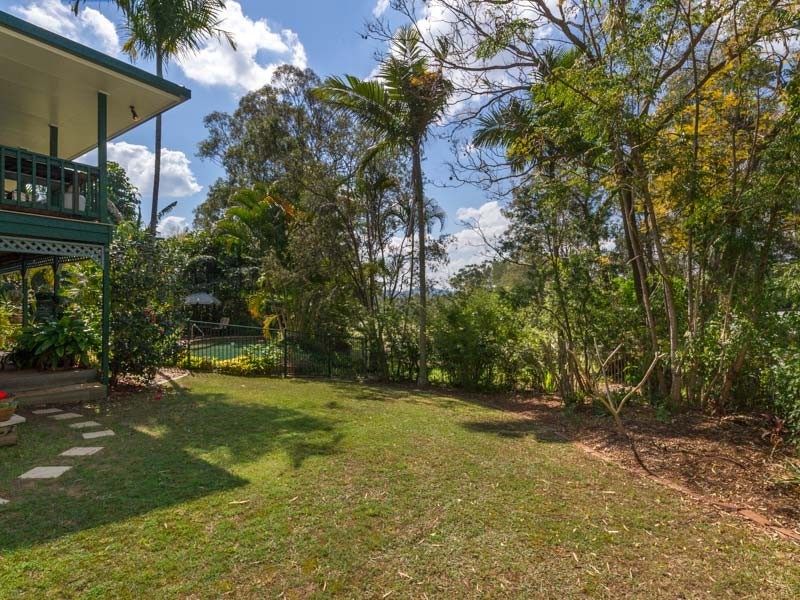 5 St Andrews Drive, Karana Downs QLD 4306