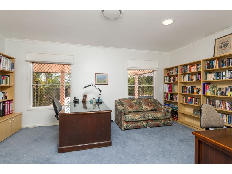 19 Errogie Place, Fig Tree Pocket QLD 4069