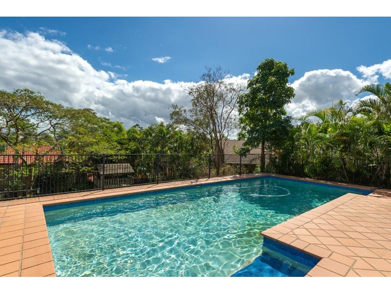 19 Errogie Place, Fig Tree Pocket QLD 4069