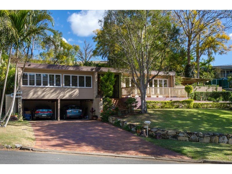 41 Kenhaven Street, Kenmore QLD 4069