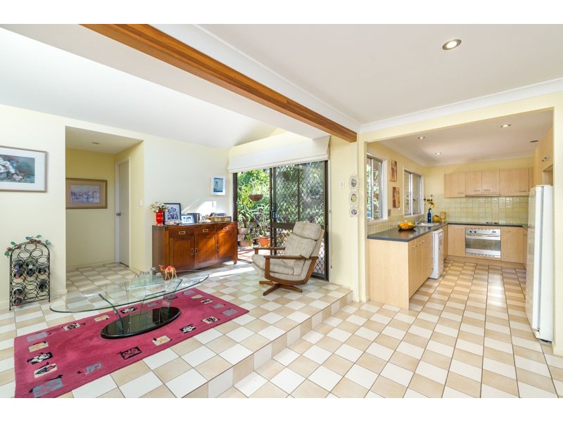 41 Kenhaven Street, Kenmore QLD 4069