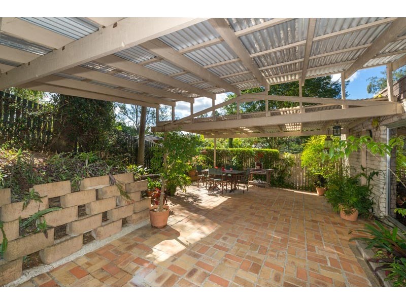 41 Kenhaven Street, Kenmore QLD 4069