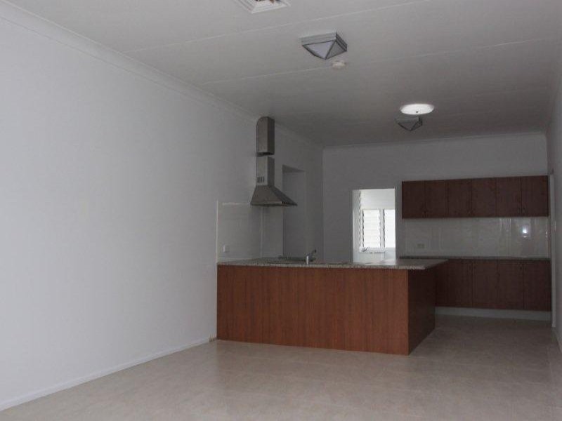 2/141 Witton Road, Indooroopilly QLD 4068