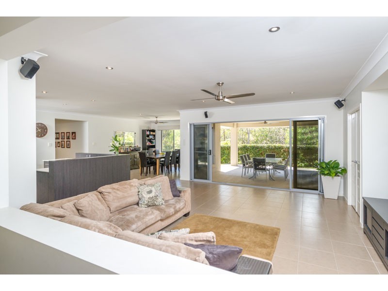 39 Highfield Place, Mount Crosby QLD 4306