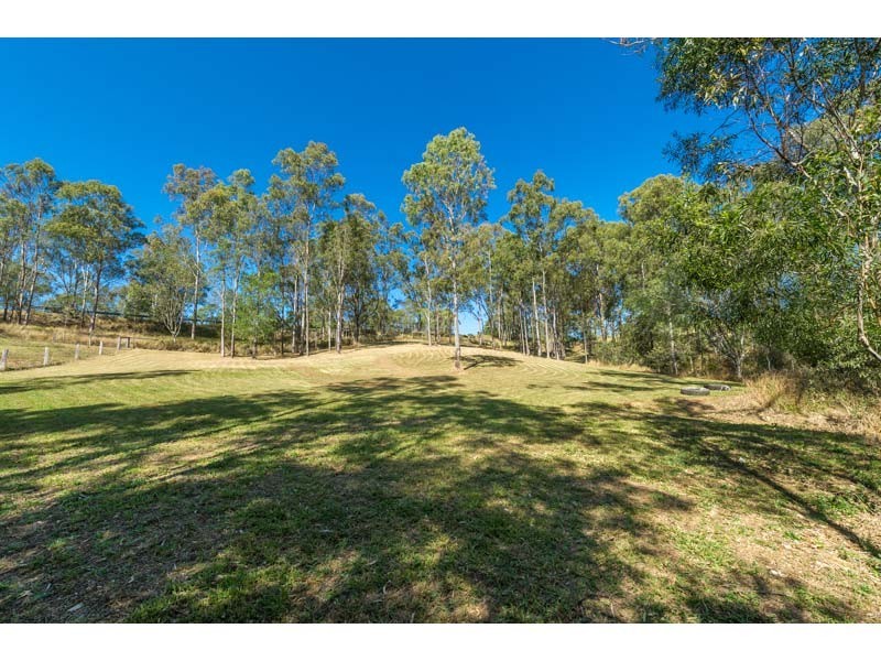 39 Highfield Place, Mount Crosby QLD 4306