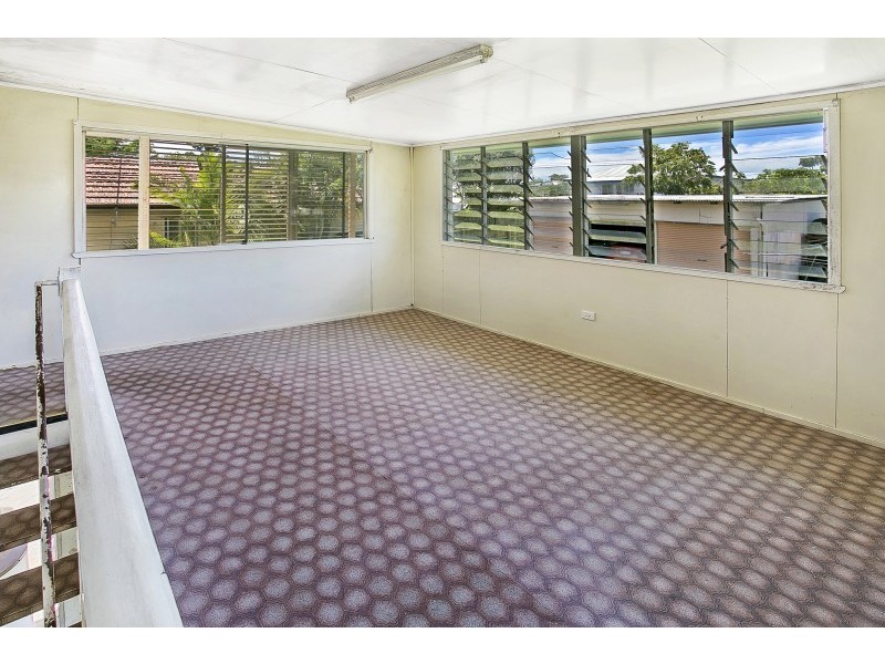 114 Plumer Street, Sherwood QLD 4075