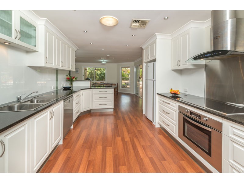 75 Pioneer Crescent, Bellbowrie QLD 4070