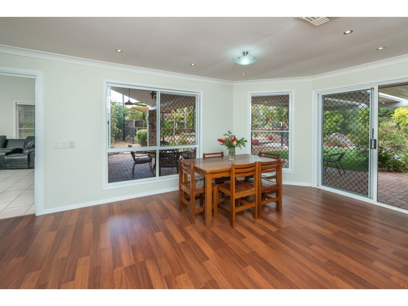 75 Pioneer Crescent, Bellbowrie QLD 4070