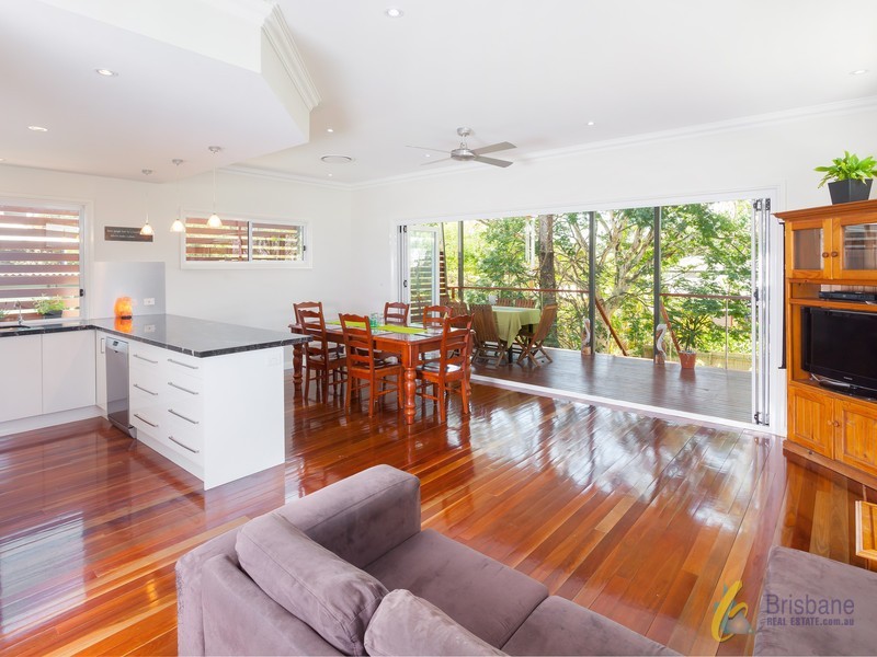 27 Lance Street, Sherwood QLD 4075