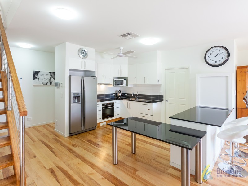 13 Sophia Street, Kenmore QLD 4069