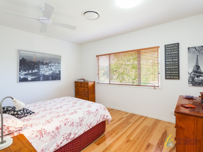 13 Sophia Street, Kenmore QLD 4069