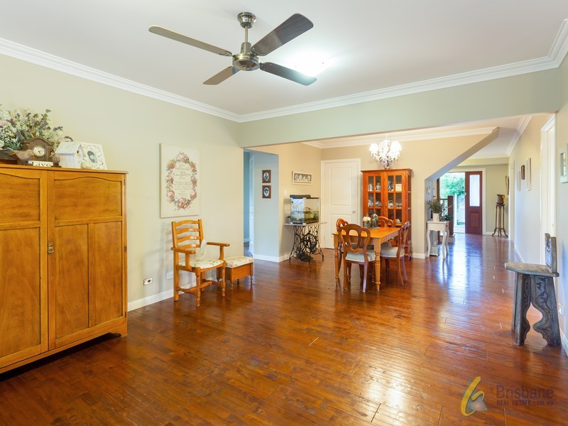 27 Atkinson Drive, Karana Downs QLD 4306