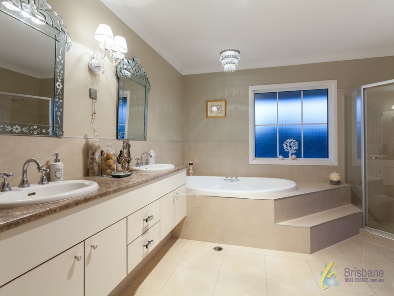27 Atkinson Drive, Karana Downs QLD 4306