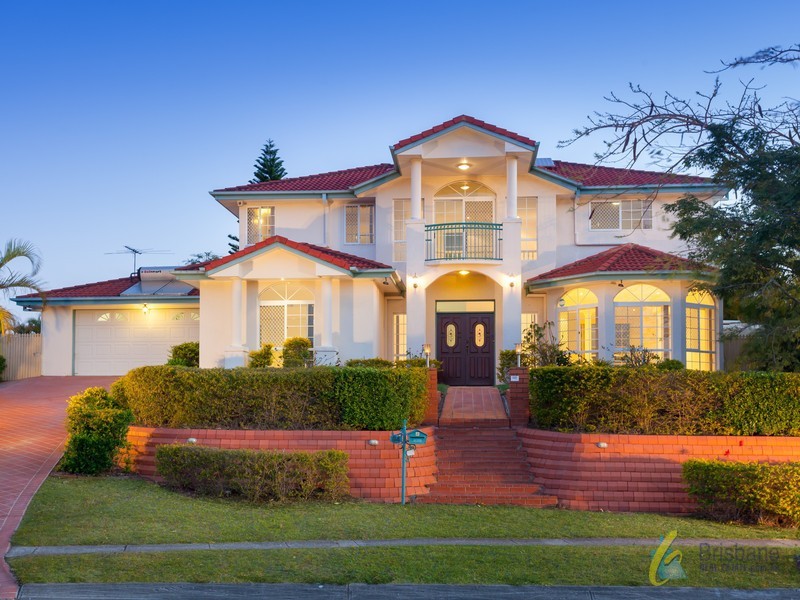 84 McPherson Rd, Sinnamon Park QLD 4073