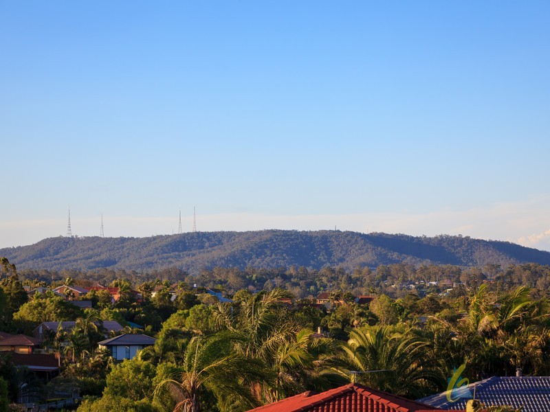 84 McPherson Rd, Sinnamon Park QLD 4073