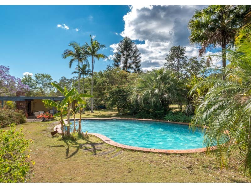 555 Mt Crosby Rd, Anstead QLD 4070