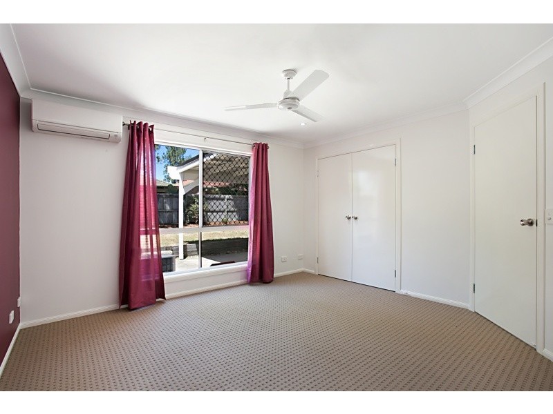 39 Lakeside Crescent, Forest Lake QLD 4078