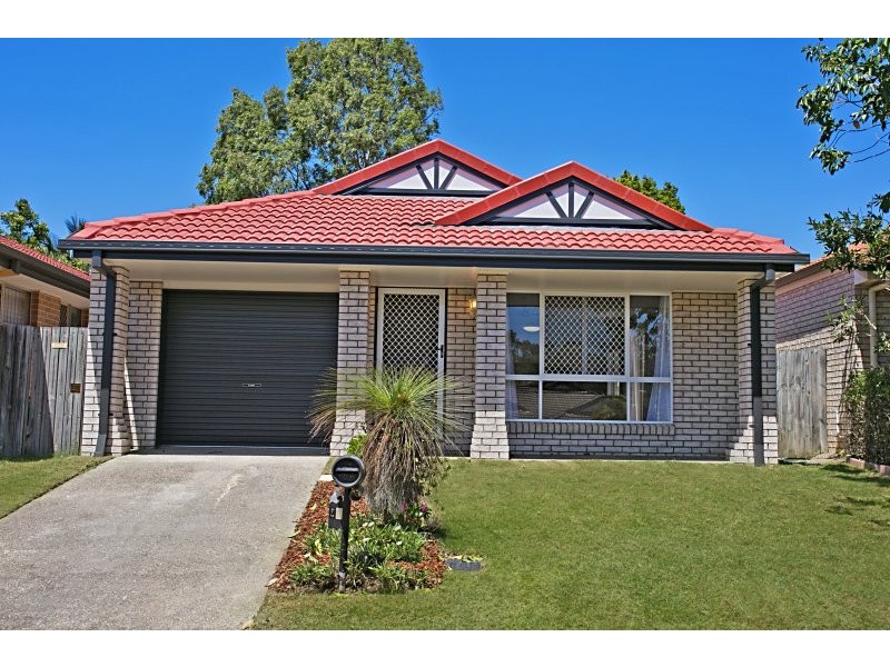 39 Lakeside Crescent, Forest Lake QLD 4078