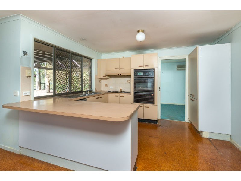 17 Thoona Close, Karana Downs QLD 4306