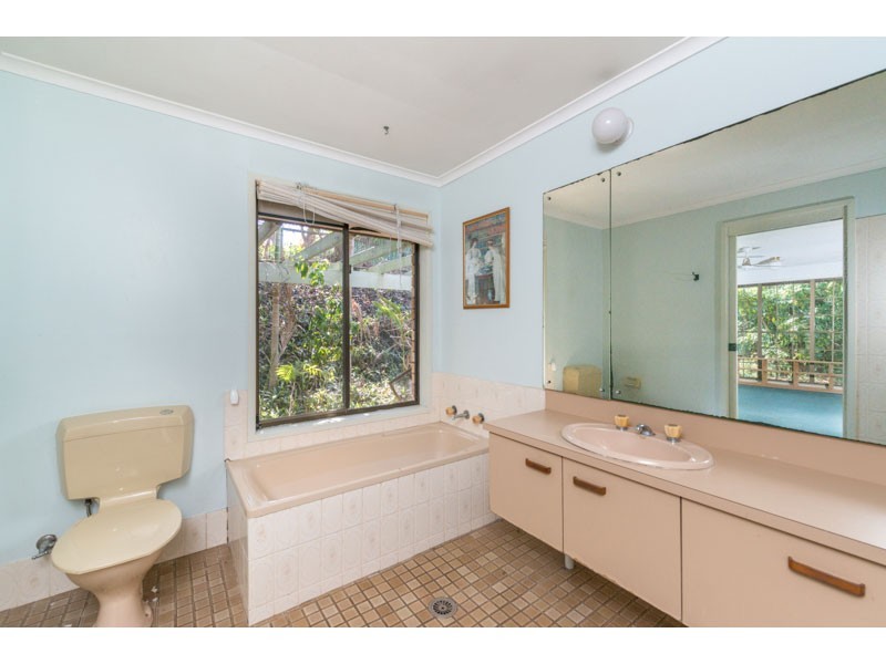 17 Thoona Close, Karana Downs QLD 4306